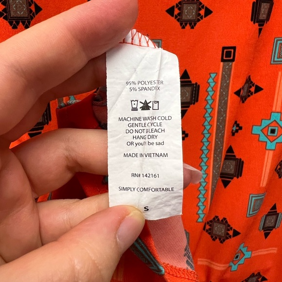 LuLaRoe Irma Tunic Top - Picture 5 of 7